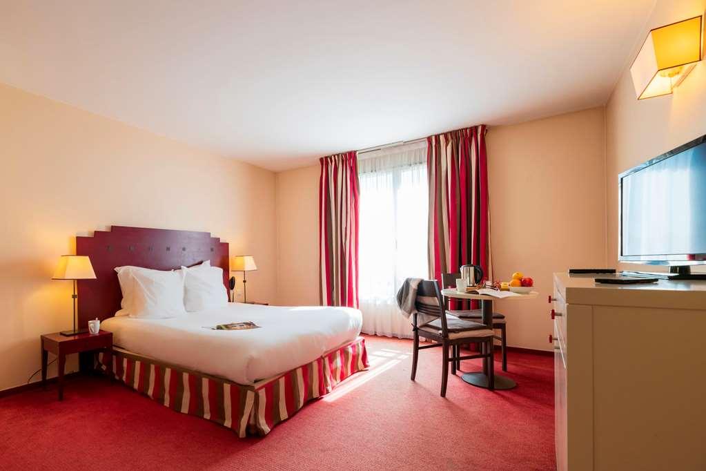 Hotel Cerise Шату Стая снимка